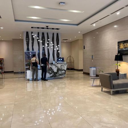 Condotel In Venice Grand Canal Mall タギッグ エクステリア 写真